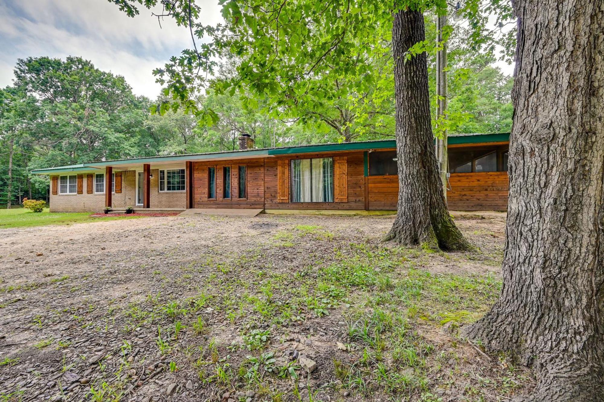 Quiet Abode With Gas Grill About 5 Miles To Broken Bow! Villa Exteriör bild
