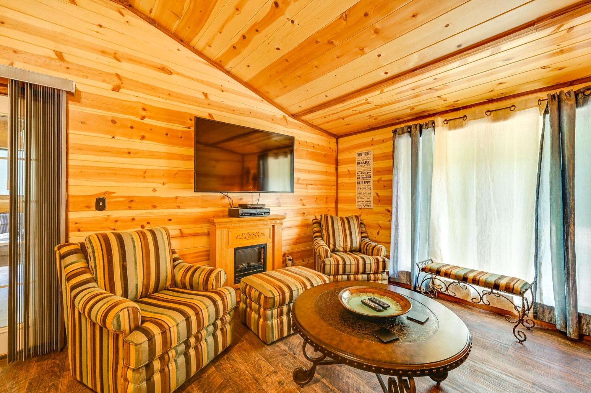 Quiet Abode With Gas Grill About 5 Miles To Broken Bow! Villa Exteriör bild